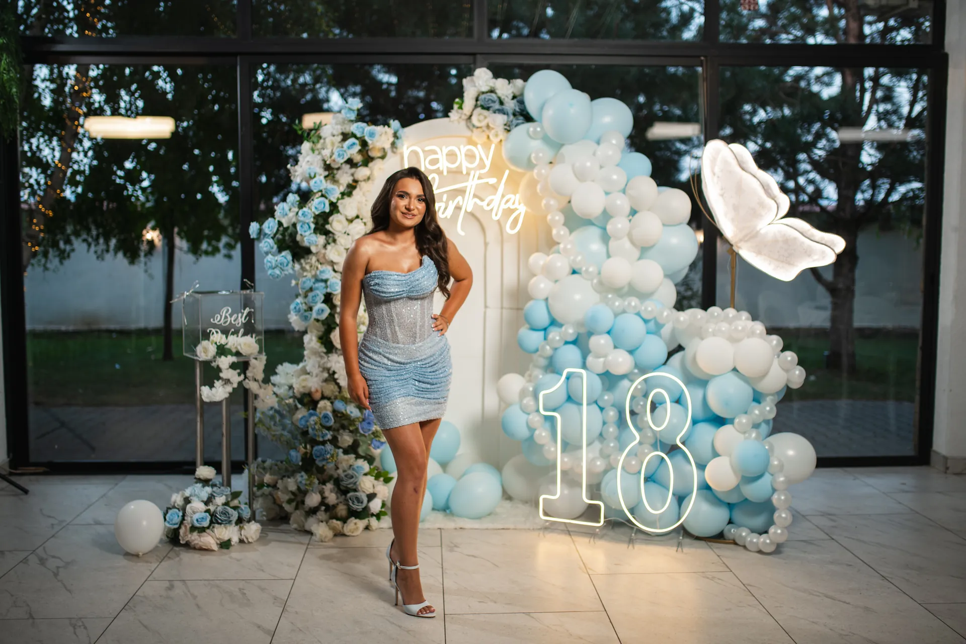 Fotograf 18. rođendana Niš — vatromet i torta