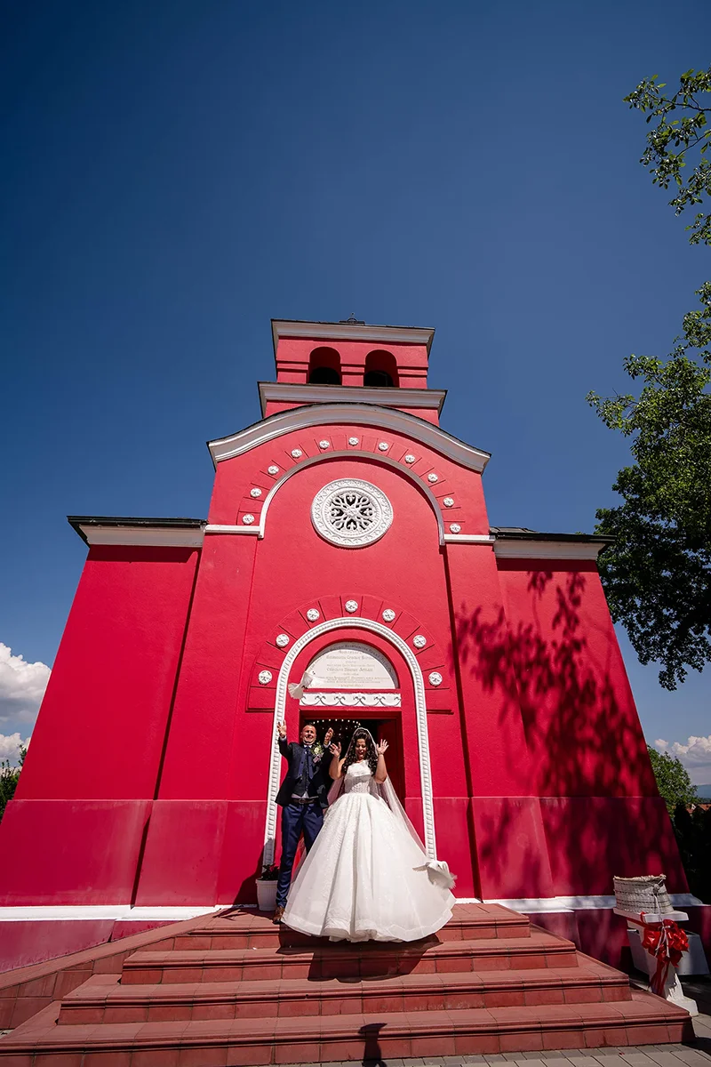 Crvena crkva u Donjim Krajnicama - venčanje