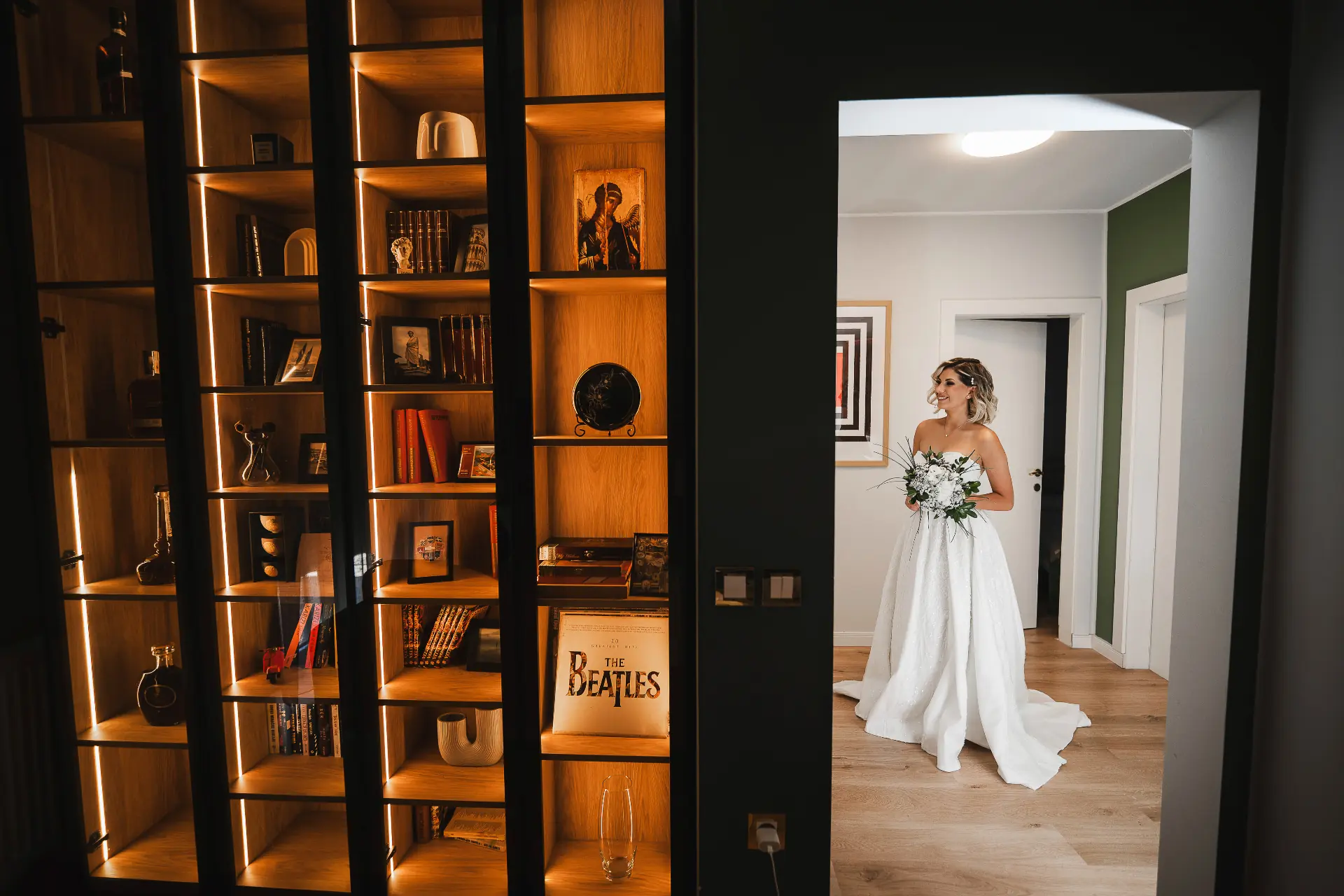 Priprema mlade tokom jutra venčanja – svadbeni fotograf Niš